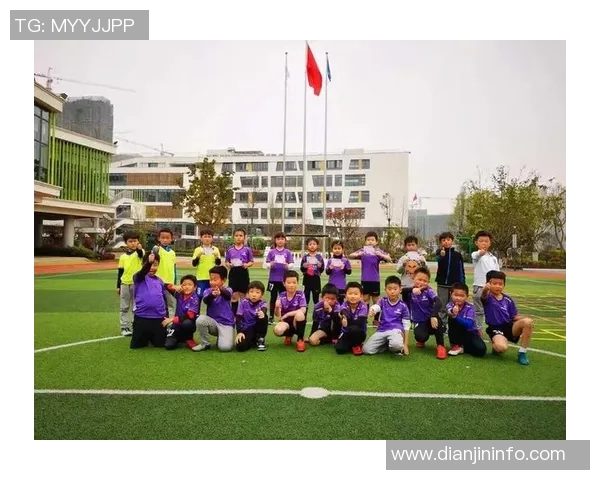 幼儿园寄语：让足球陪伴孩子们快乐成长与梦想启航